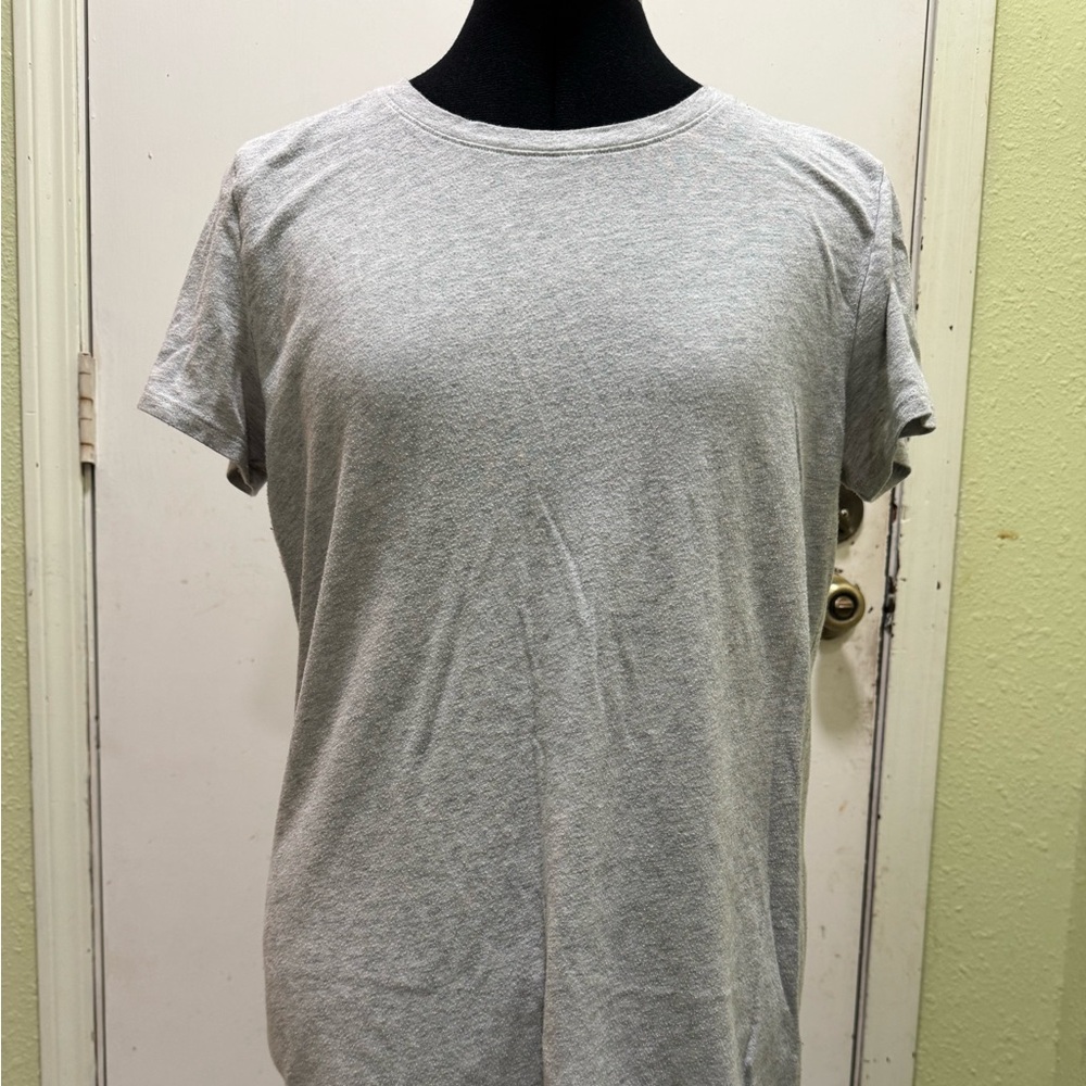 PINK Victoria's Secret Light Gray Short Sleeve Tee Size M